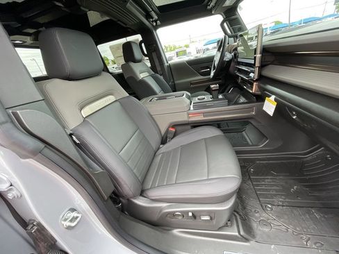 New 2025 GMC Hummer EV 3X AWD/4WD image 37