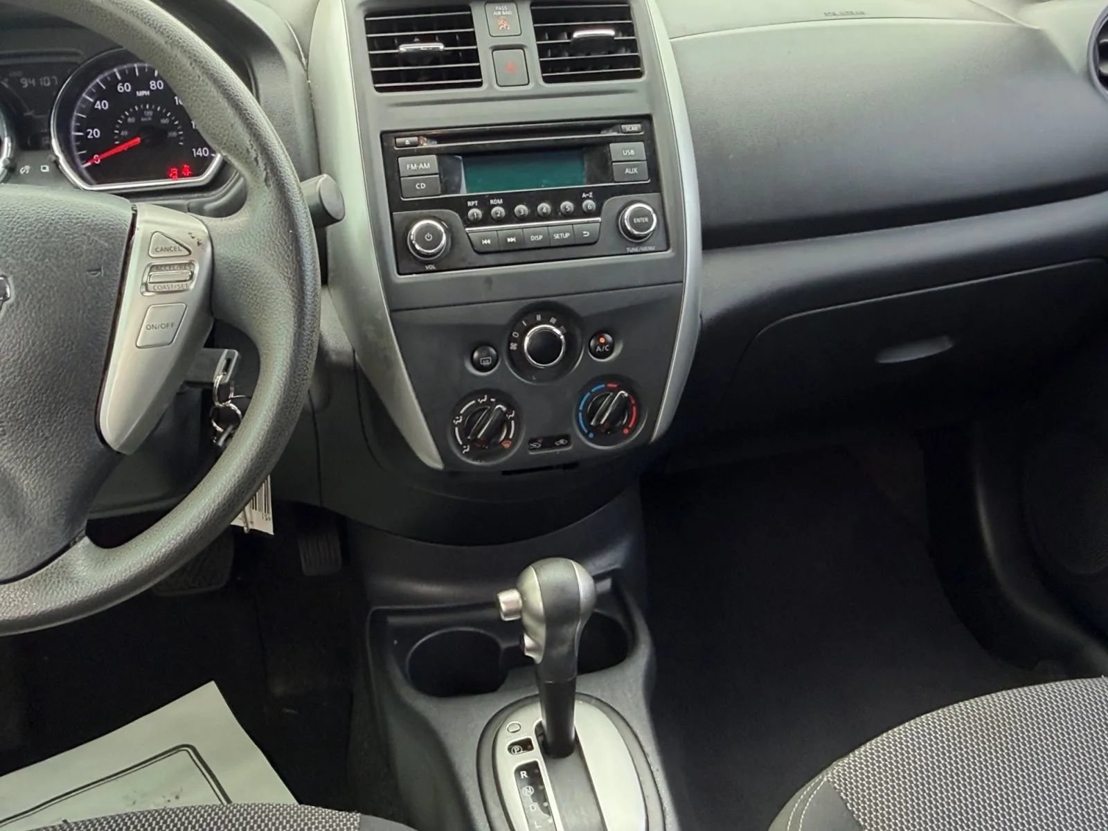 Used 2015 Nissan Versa SV FWD image 13