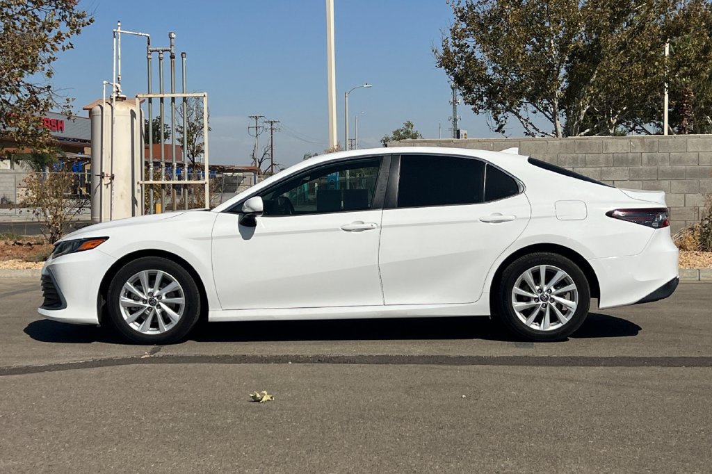 Certified 2024 Toyota Camry LE FWD image 9