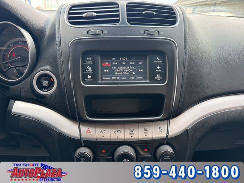 Used 2020 Dodge Journey SE w/ SE Popular Equipment Group FWD image 5