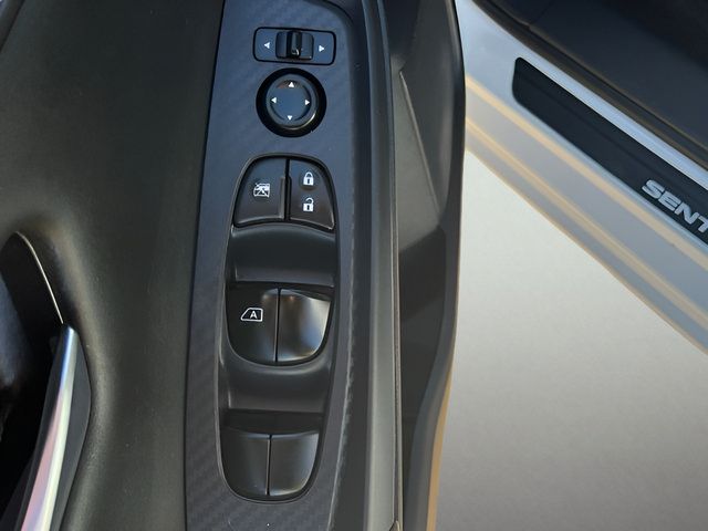 Used 2025 Nissan Sentra SV FWD image 14