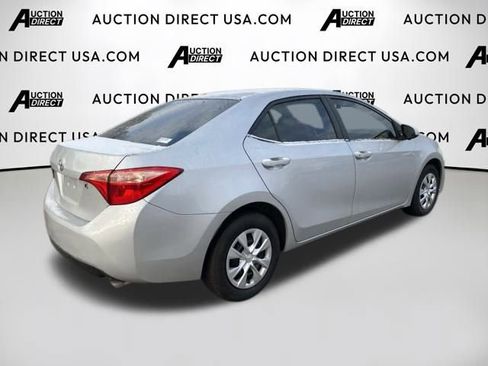 Used 2018 Toyota Corolla L image 5