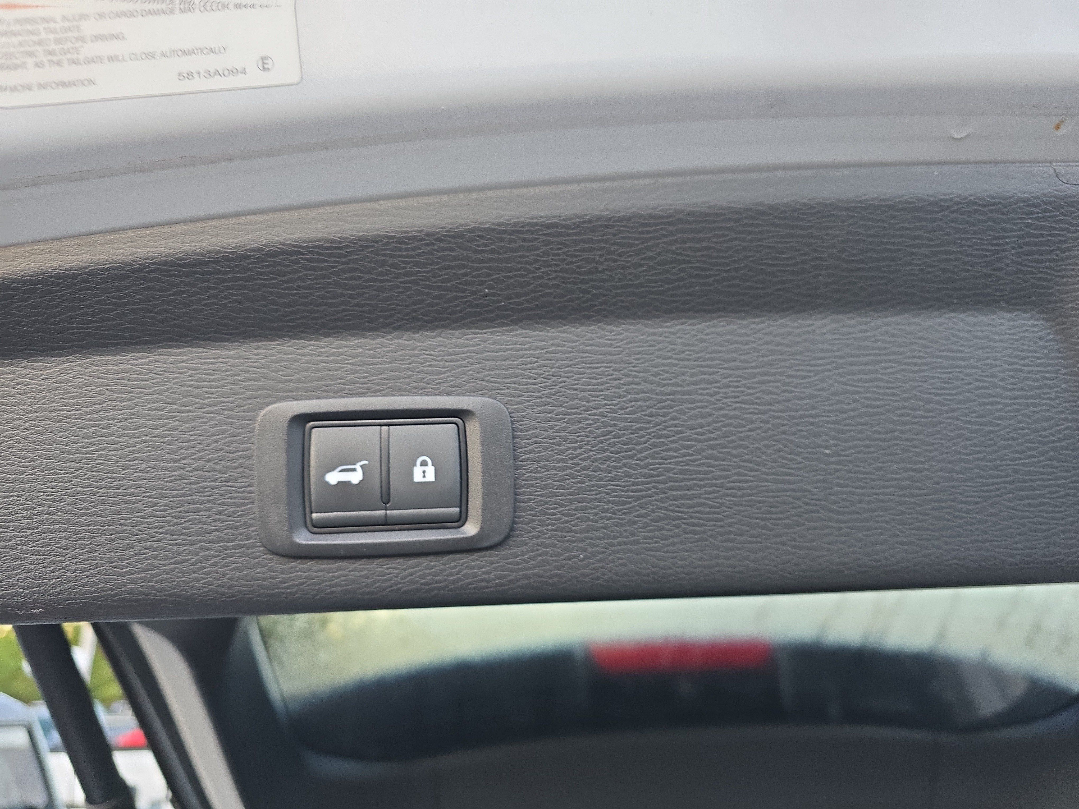 Used 2025 Mitsubishi Outlander SE AWD/4WD image 5