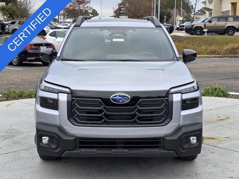 Used 2026 Subaru Outback Premium w/ Premium/Limited Package 2 AWD/4WD image 2