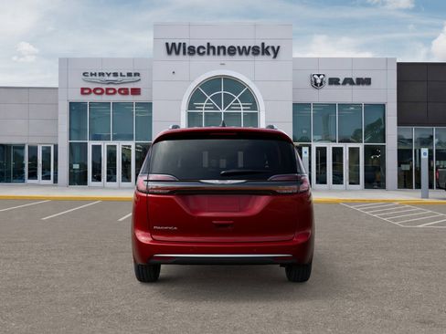 New 2026 Chrysler Pacifica Pinnacle FWD image 7