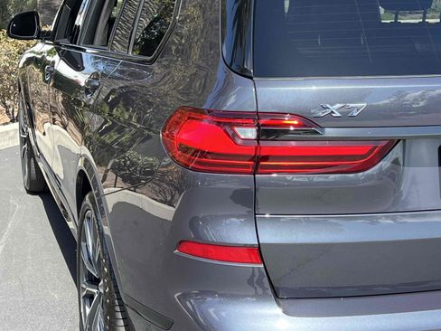 Used 2022 BMW X7 xDrive40i w/ M Sport Package AWD/4WD image 64
