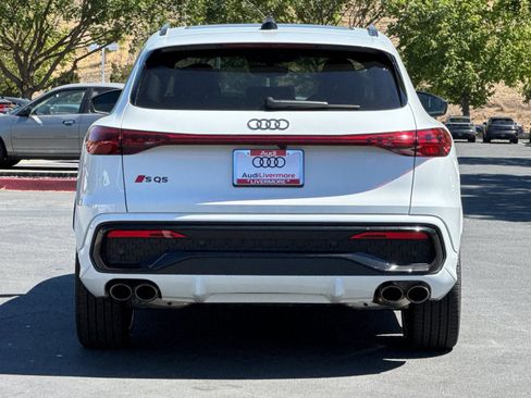 New 2026 Audi SQ5 Premium Plus AWD/4WD image 5