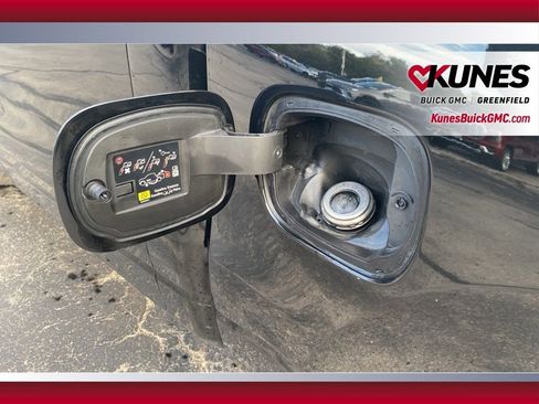 Used 2024 RAM 1500 Laramie image 17