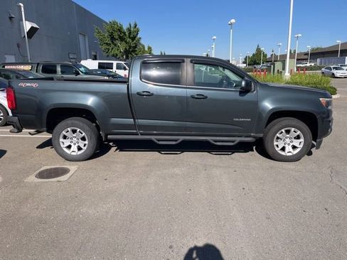 Used 2017 Chevrolet Colorado LT w/ LT Convenience Package AWD/4WD image 4