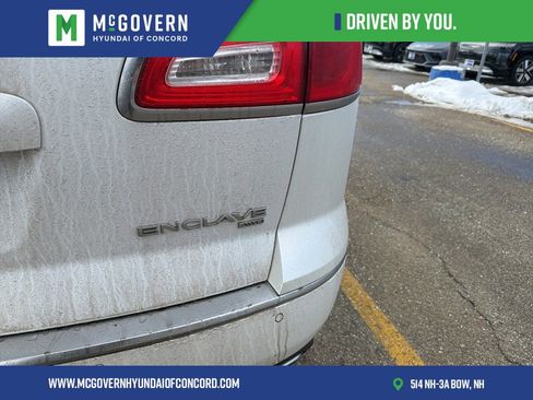 Used 2017 Buick Enclave Premium w/ Experience Buick Package image 10