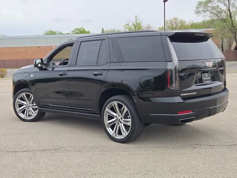 New 2026 Cadillac Escalade Platinum Sport AWD/4WD image 17