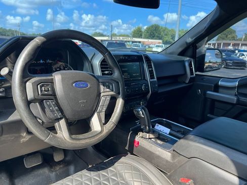 Used 2015 Ford F150 XLT w/ Equipment Group 302A Luxury AWD/4WD image 9