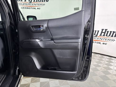 Used 2023 Toyota Tacoma TRD Off-Road AWD/4WD image 27
