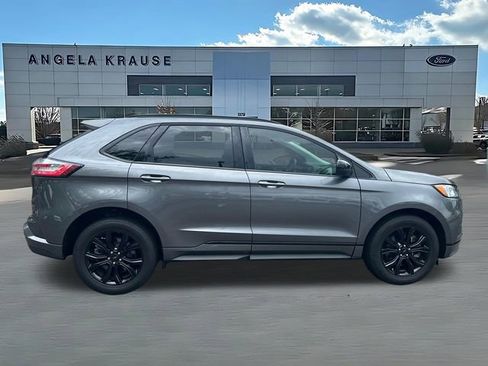Used 2024 Ford Edge SE w/ Black Appearance Package AWD/4WD image 10