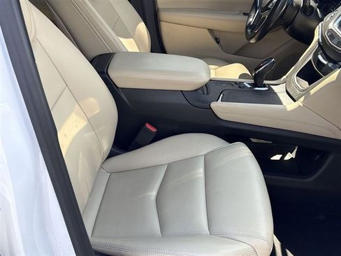 Used 2019 Cadillac XT5 FWD image 27