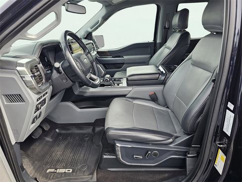 Used 2021 Ford F150 Lariat w/ Equipment Group 502A High image 19