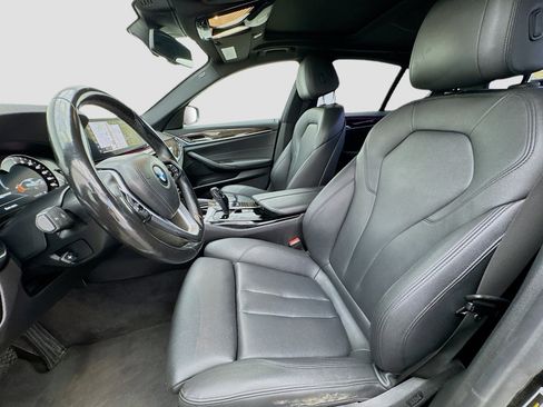 Used 2018 BMW 530e image 13