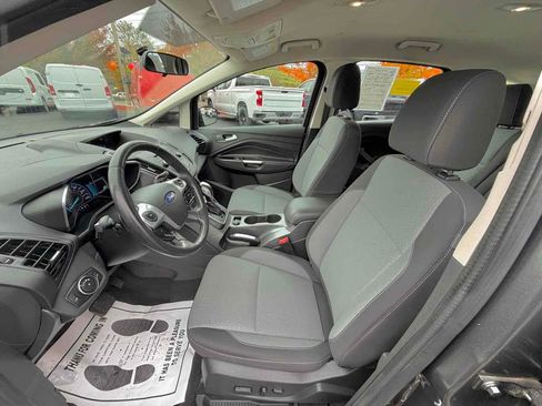 Used 2017 Ford C-MAX SE image 13