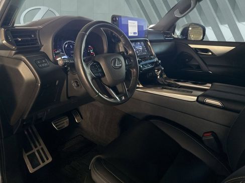 Used 2023 Lexus LX 600 F Sport image 11