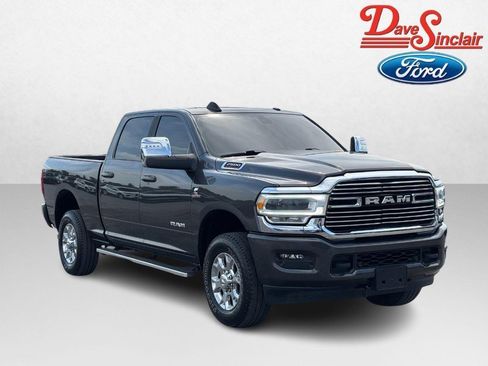 Used 2024 RAM 2500 Laramie AWD/4WD image 4