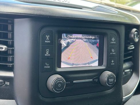 Used 2023 RAM 1500 Big Horn AWD/4WD image 11
