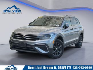 Used 2023 Volkswagen Tiguan SE video 1