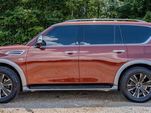 Used 2018 Nissan Armada Platinum RWD image 2