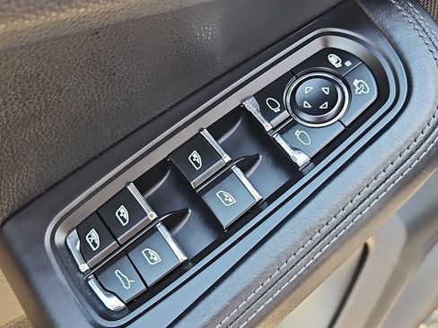 Certified 2020 Porsche Macan GTS AWD/4WD image 37