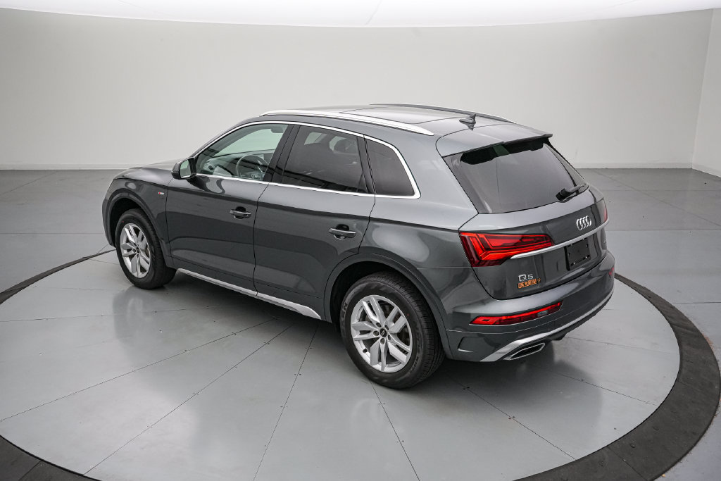 Used 2023 Audi Q5 2.0T Premium w/ Convenience Package AWD/4WD image 6