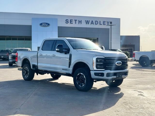 Used 2026 Ford F250 Platinum w/ Tremor Off-Road Package AWD/4WD image 1