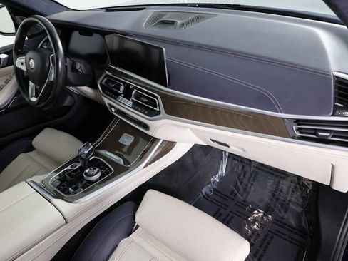 Used 2021 BMW ALPINA XB7 image 42