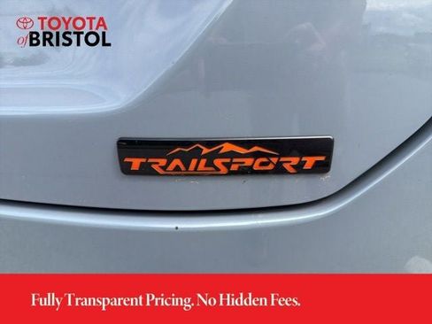 Used 2025 Honda Pilot TrailSport image 10