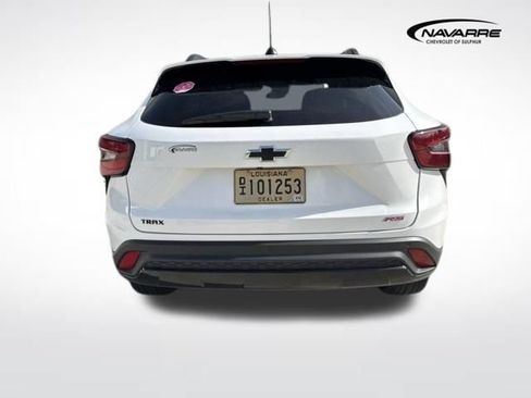 New 2026 Chevrolet Trax LT w/ Driver Confidence Package FWD image 5
