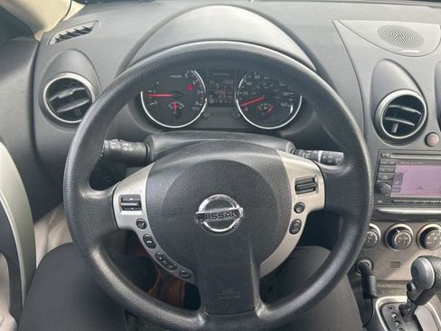 Used 2013 Nissan Rogue SV w/ Premium Pkg image 27