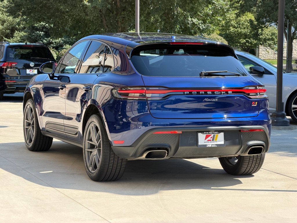 Used 2022 Porsche Macan AWD/4WD image 8