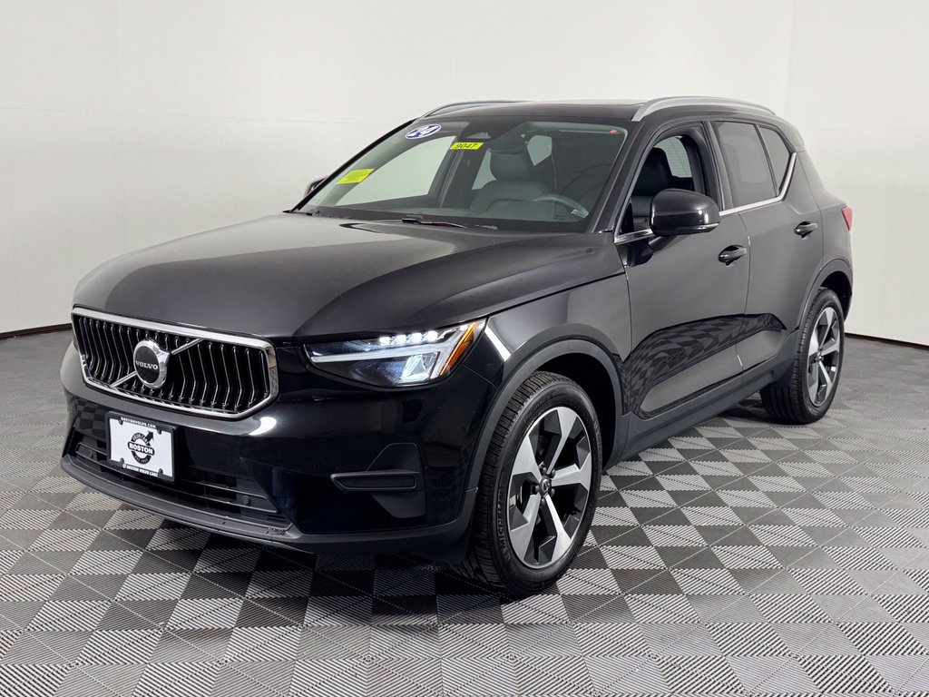 Certified 2024 Volvo XC40 B5 Core AWD/4WD image 13