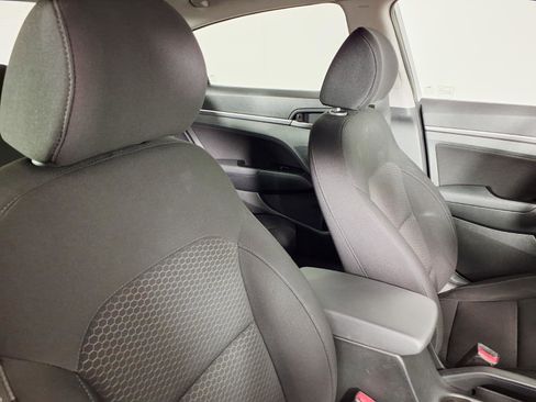 Used 2019 Hyundai Elantra Value Edition w/ Cargo Package FWD image 10
