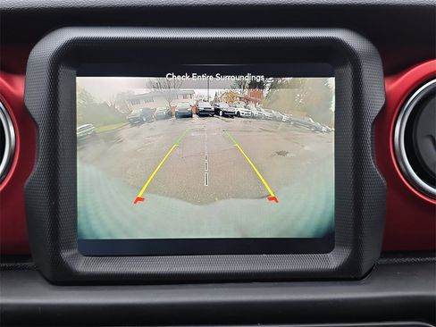 Used 2021 Jeep Wrangler Unlimited Rubicon w/ Uconnect 4C Nav & Sound Group image 25