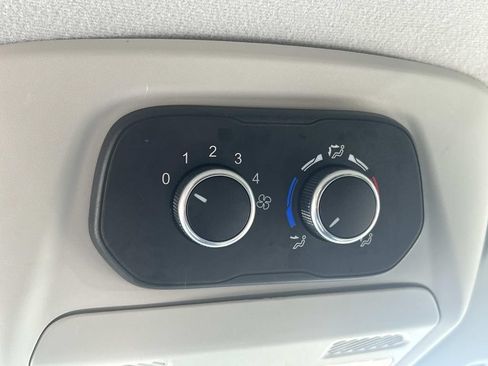 Used 2023 Ford Transit 350 XLT RWD image 31