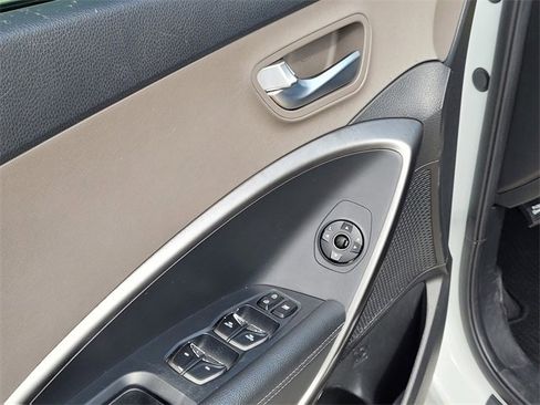 Used 2018 Hyundai Santa Fe Sport w/ 2.4L Value Package 02 image 22