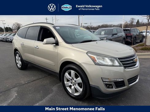 Used 2016 Chevrolet Traverse LT w/ Style and Technology Package AWD/4WD image 1