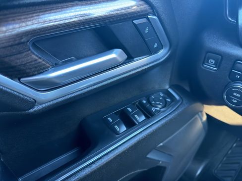 Used 2025 Chevrolet Silverado 3500 LT w/ Safety Package AWD/4WD image 16