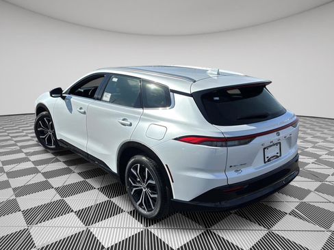 New 2026 Toyota Crown Signia XLE image 8