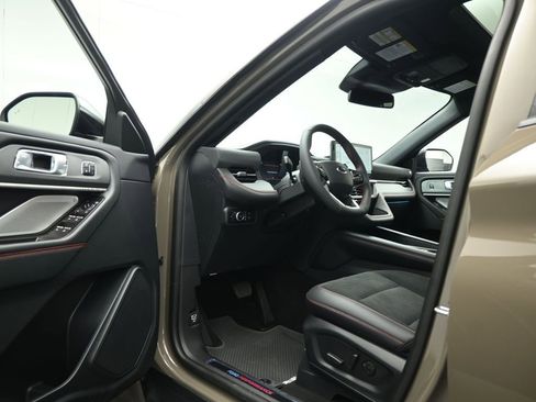 New 2026 Ford Explorer ST image 6