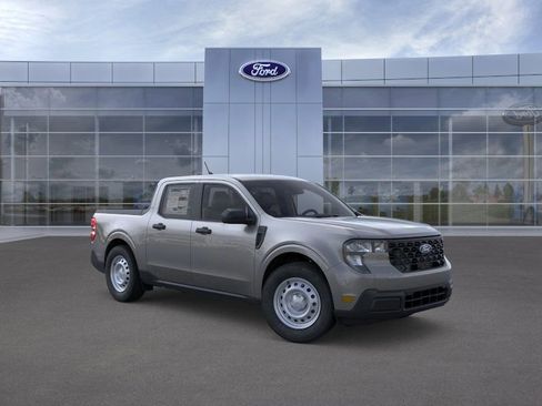 New 2025 Ford Maverick XL w/ Equipment Group 101A AWD/4WD image 8