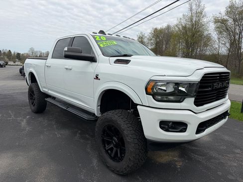 Used 2020 RAM 2500 Big Horn w/ Night Edition AWD/4WD image 3
