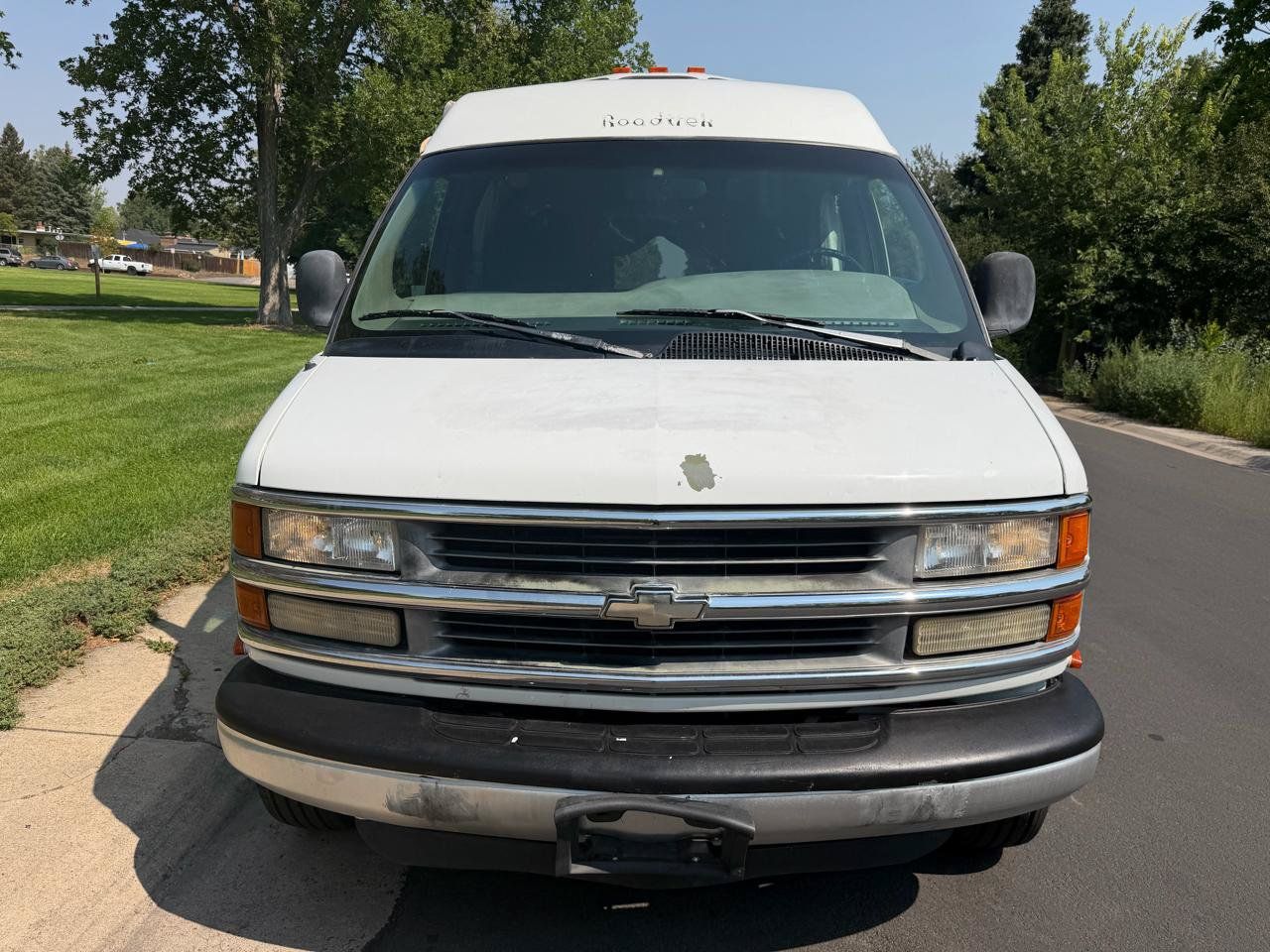 Used 2000 Chevrolet Express 3500 RWD image 8