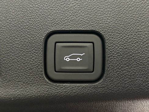 New 2026 GMC Acadia Denali w/ Super Cruise Package image 14