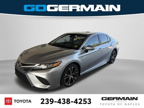Used 2019 Toyota Camry SE w/ Convenience Package FWD image 1