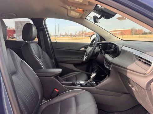 Used 2024 Buick Encore GX Avenir w/ Avenir Technology Package image 21